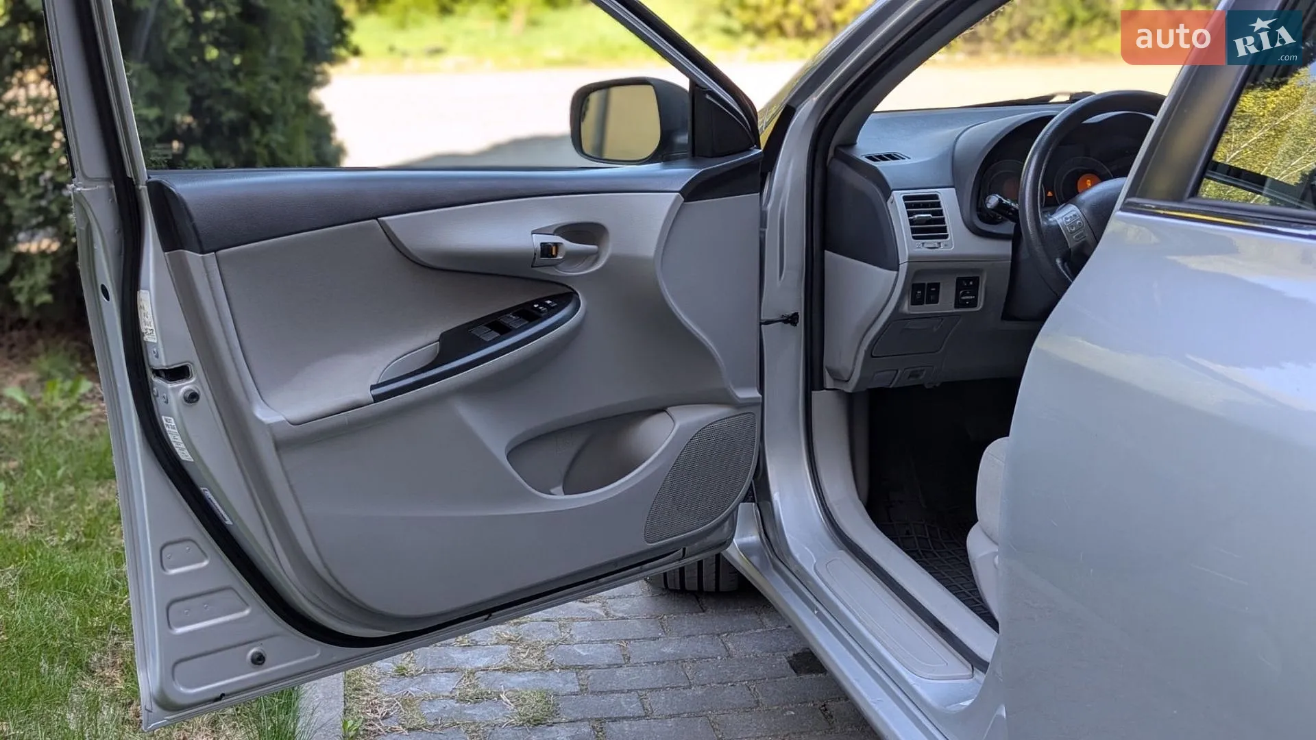 2013 Toyota Corolla - мініатюра 12