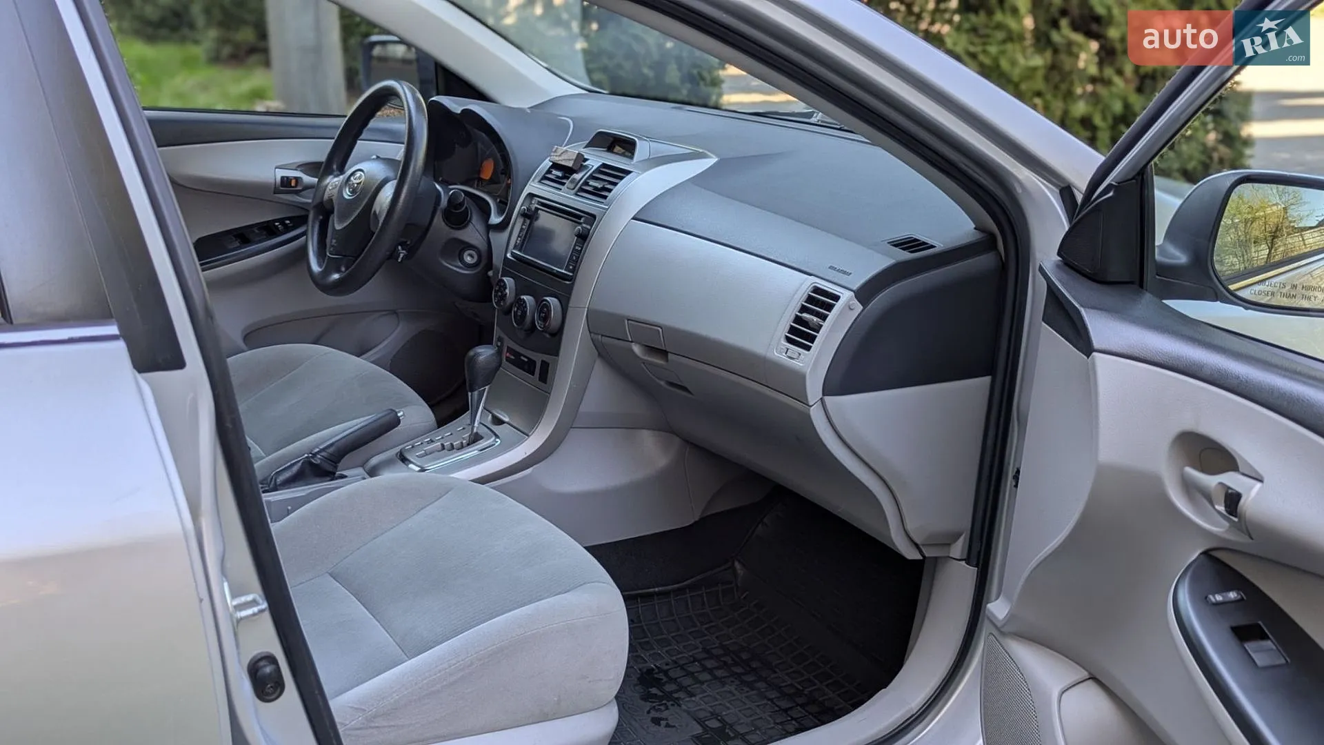 2013 Toyota Corolla - мініатюра 17