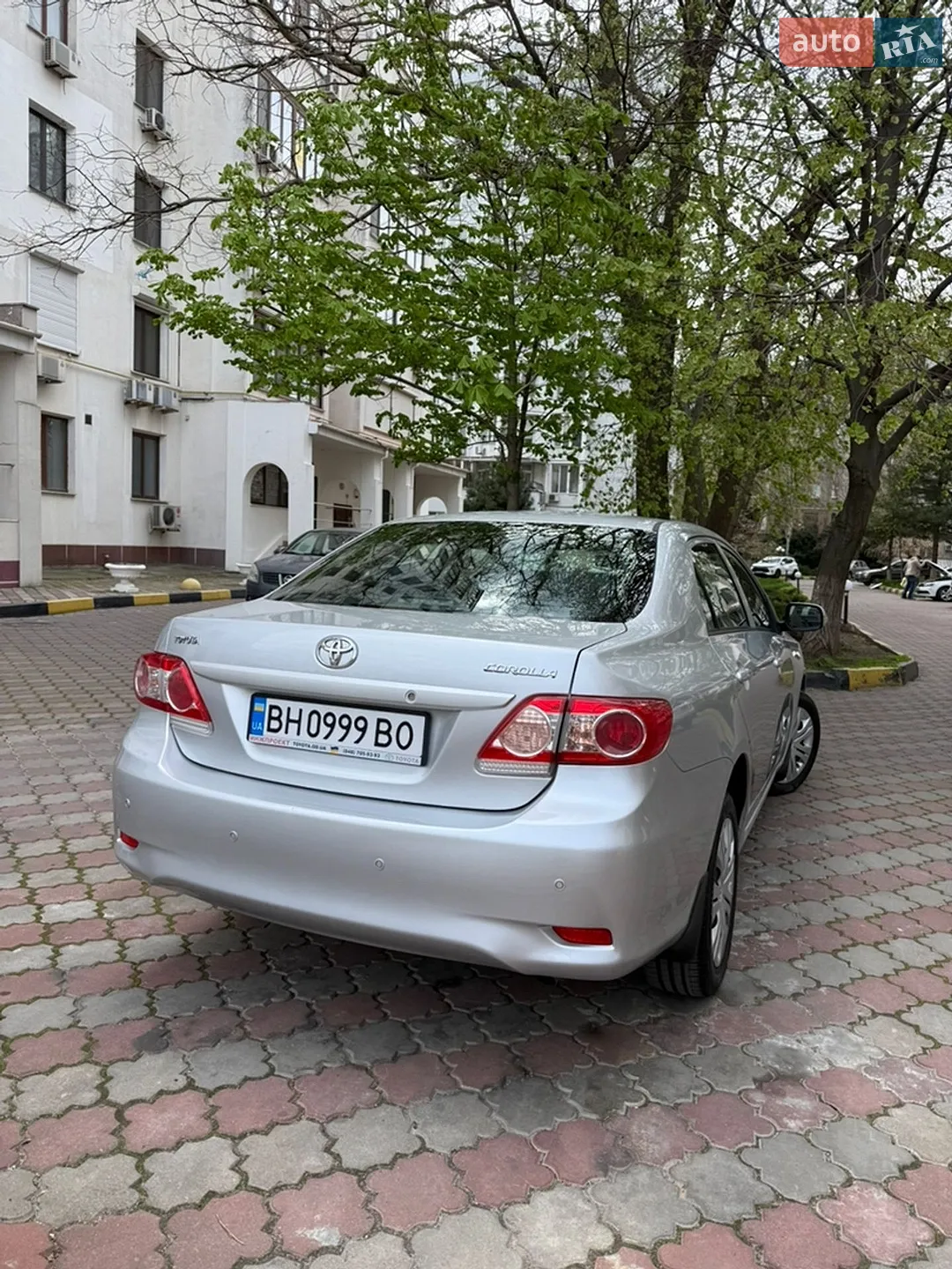 2011 Toyota Corolla - мініатюра 2