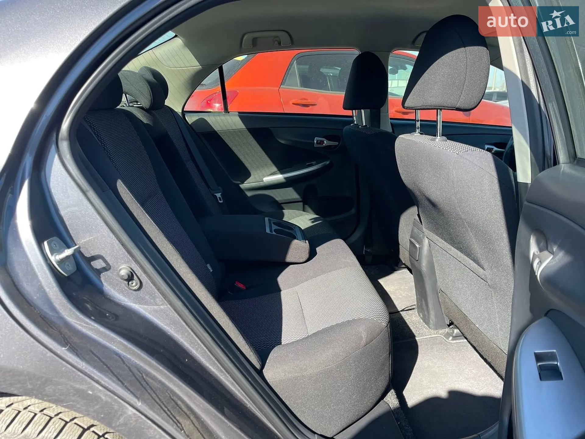 2012 Toyota Corolla - мініатюра 11