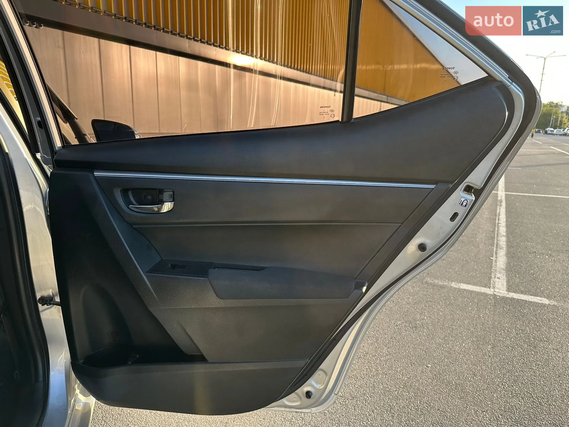 2014 Toyota Corolla - мініатюра 27