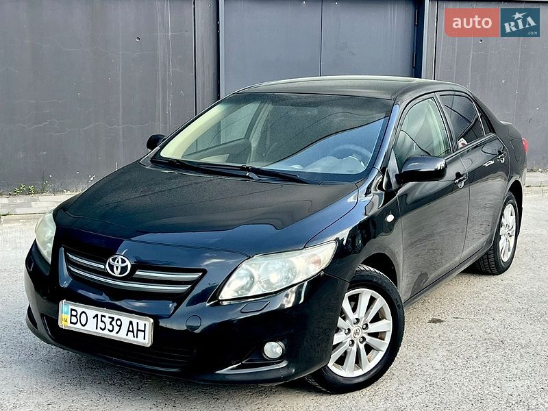 Седан Toyota Corolla 2008 в Киеве