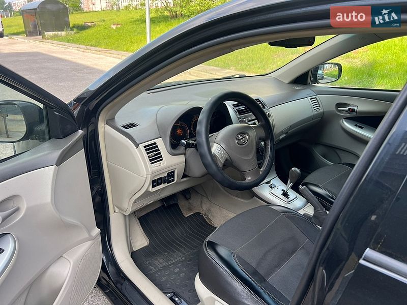 Седан Toyota Corolla 2008 в Киеве