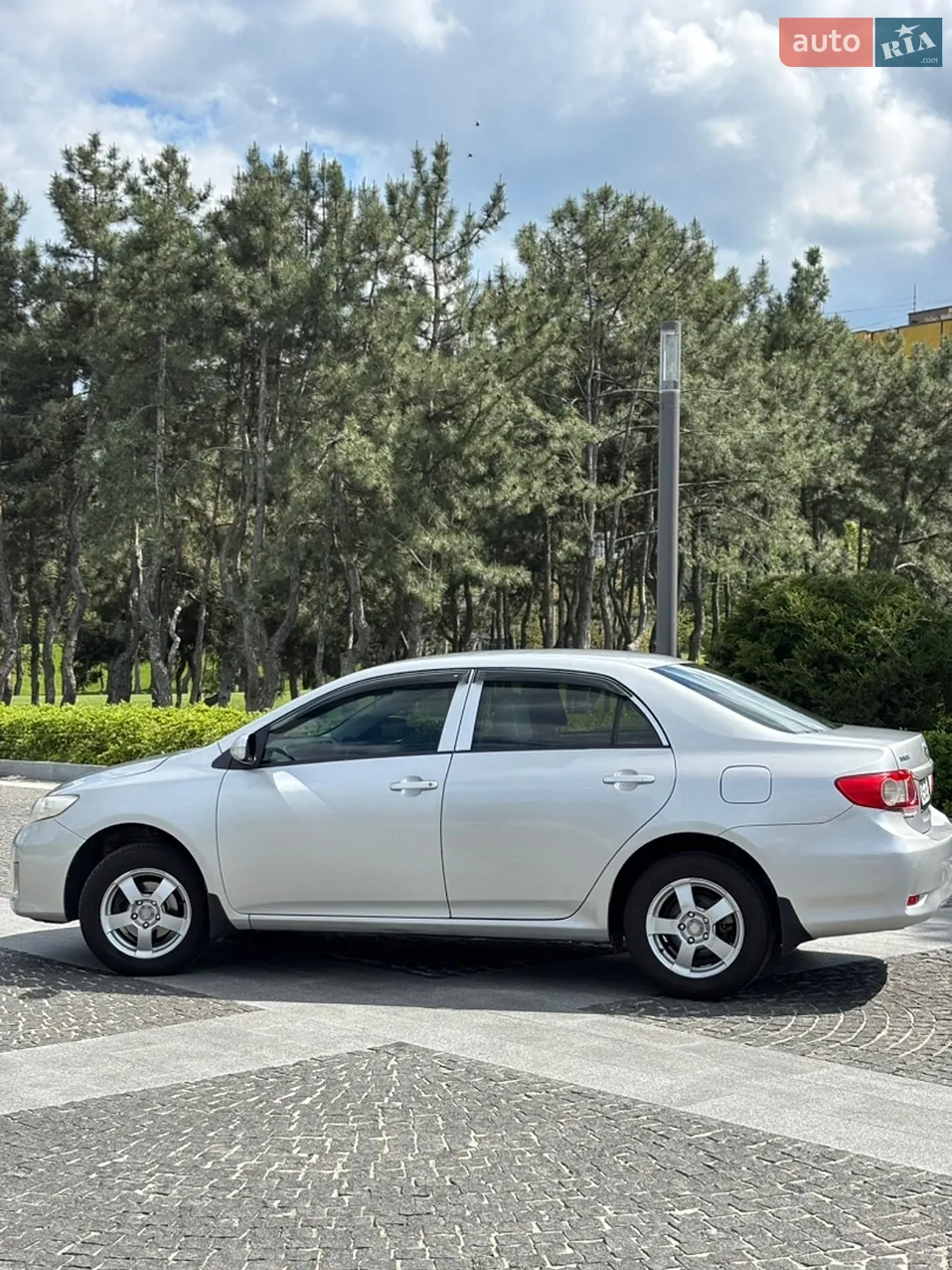 2011 Toyota Corolla - мініатюра 6