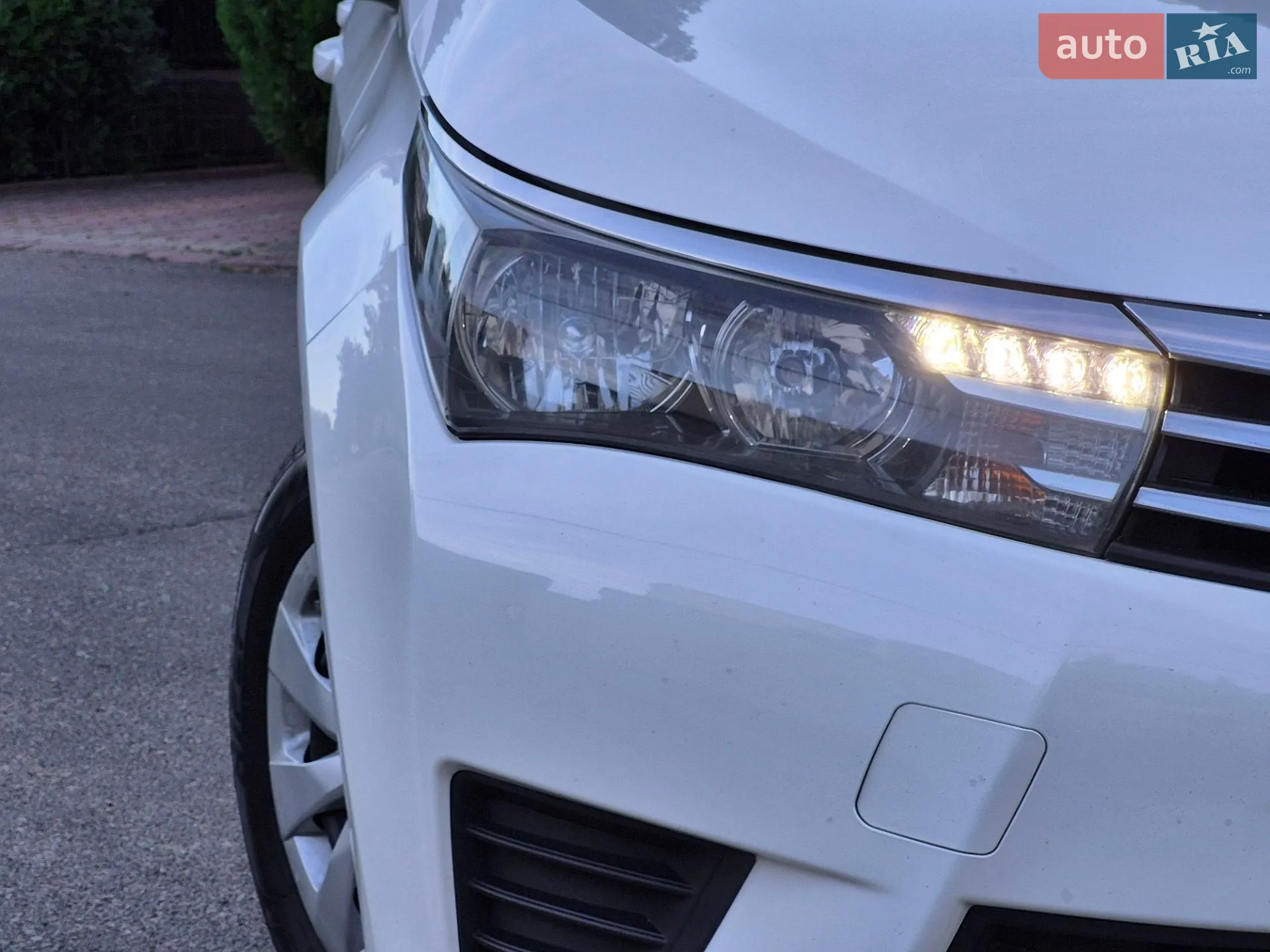 2013 Toyota Corolla - мініатюра 19