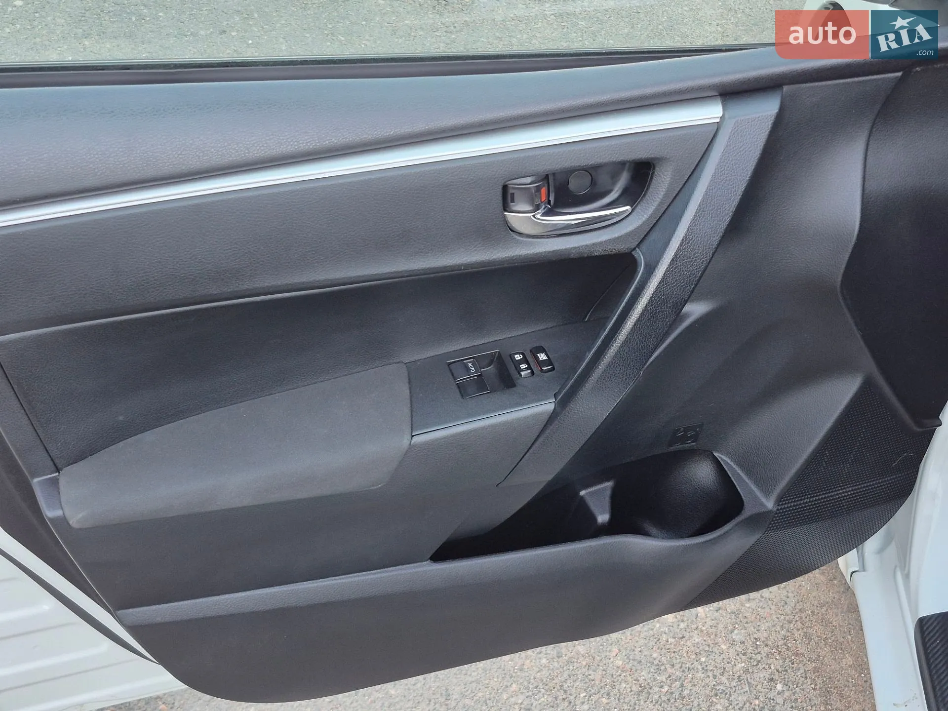 2013 Toyota Corolla - мініатюра 22