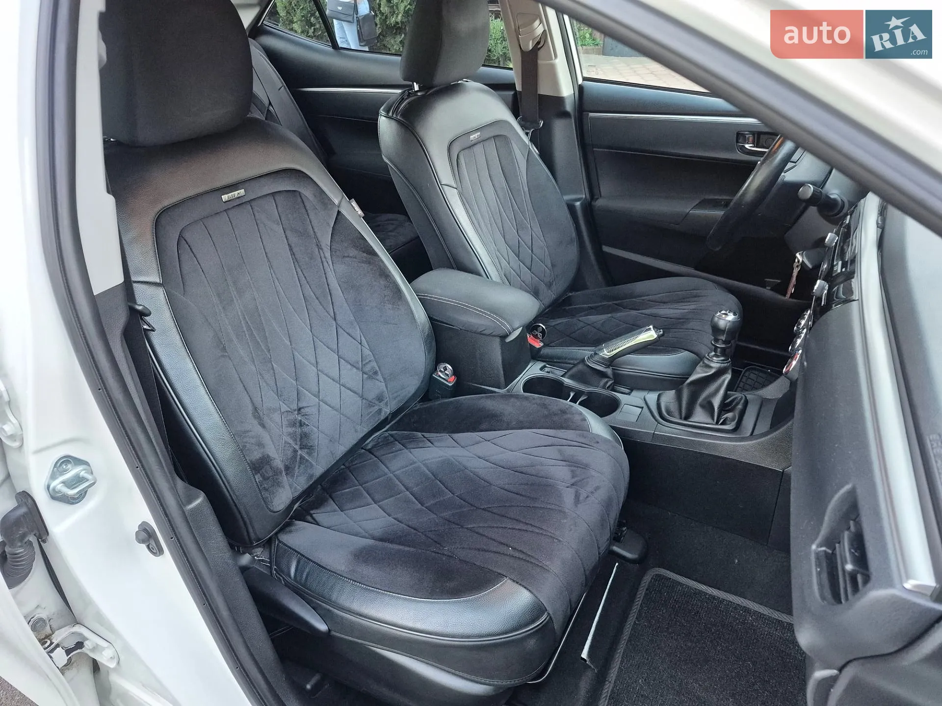 2013 Toyota Corolla - мініатюра 25