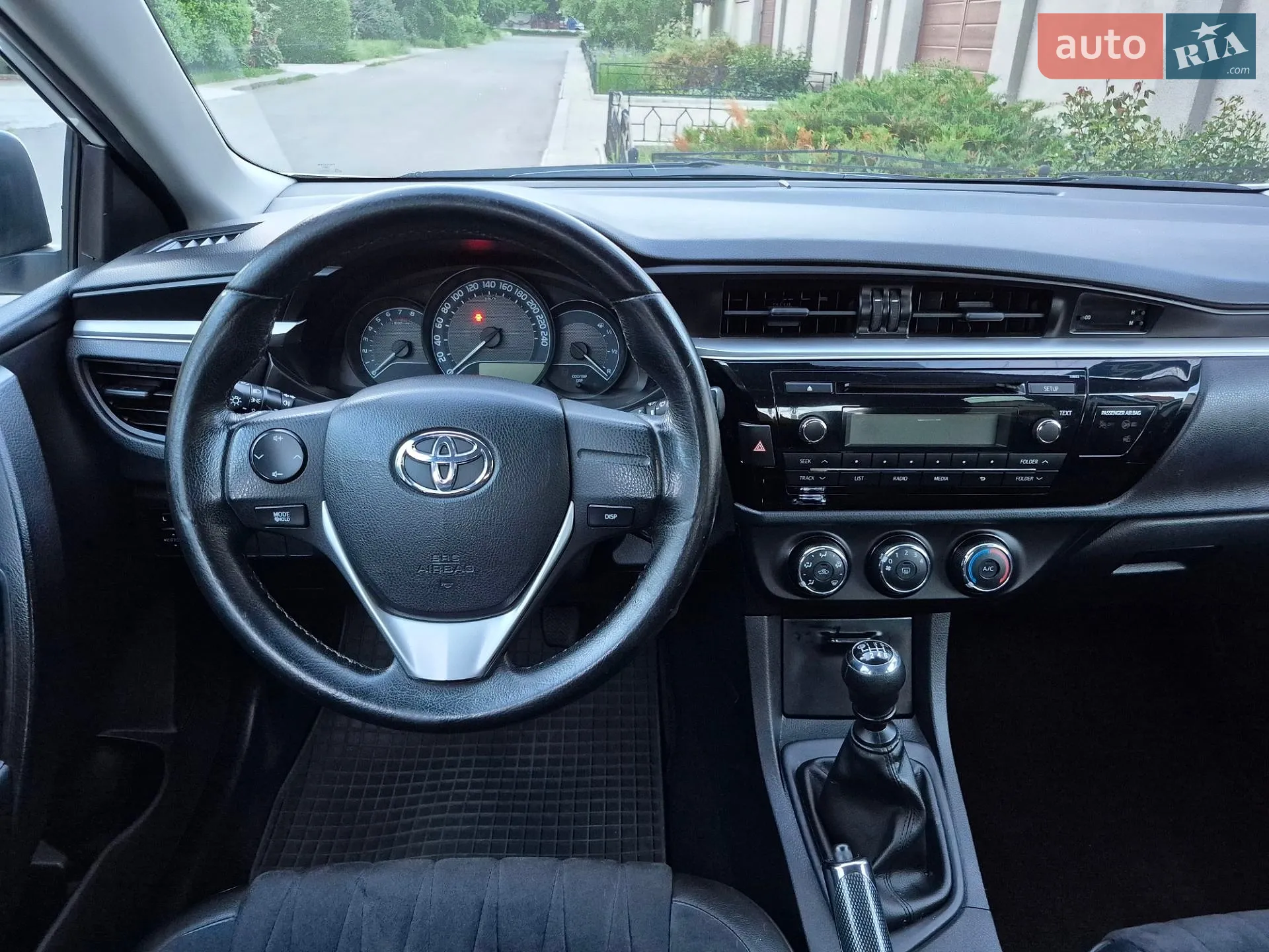 2013 Toyota Corolla - мініатюра 32