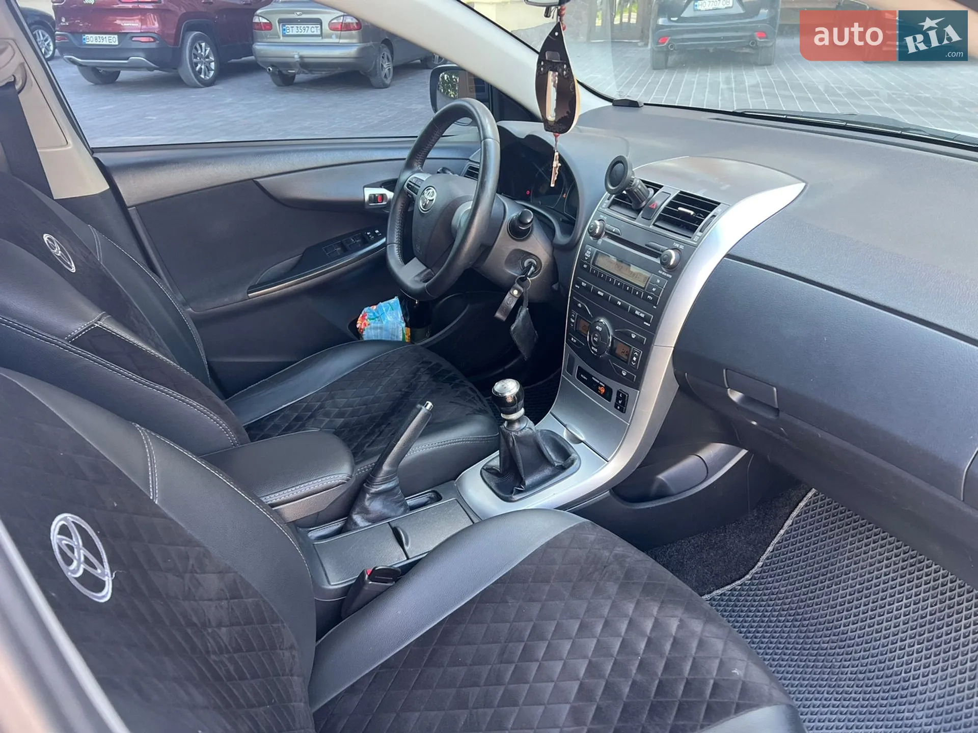 2011 Toyota Corolla - мініатюра 23