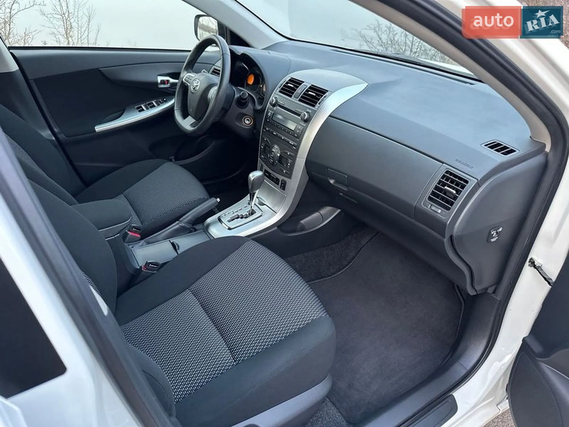 2011 Toyota Corolla - мініатюра 35