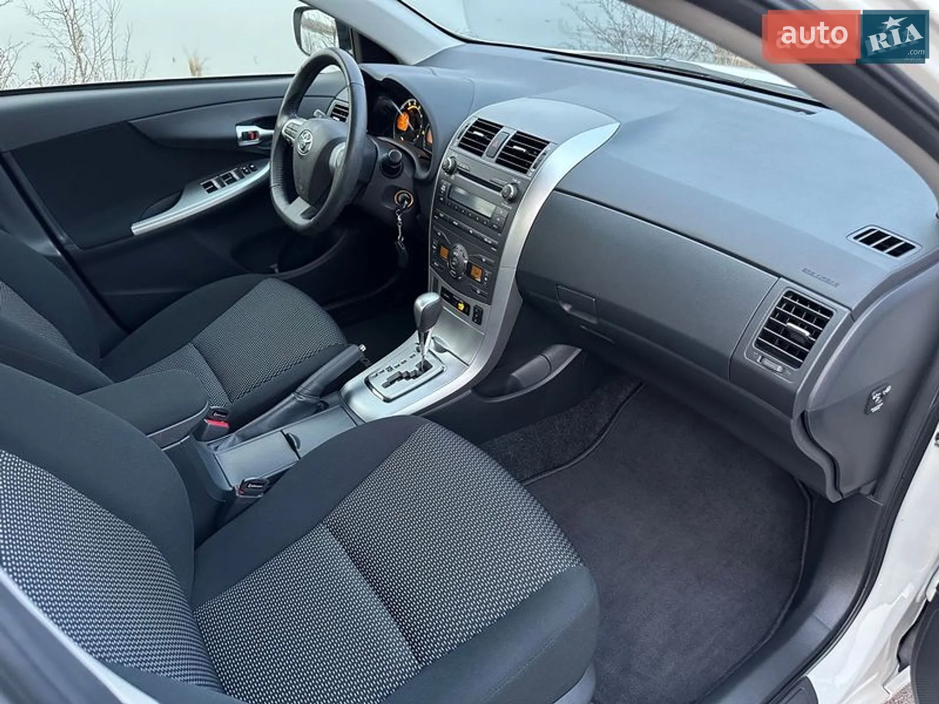 2011 Toyota Corolla - мініатюра 40