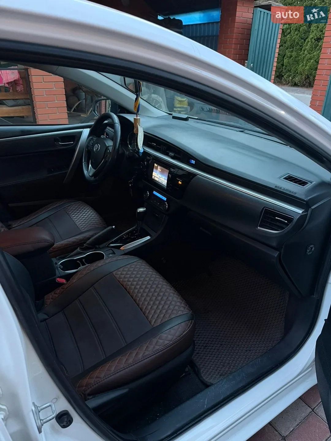 2016 Toyota Corolla - мініатюра 9
