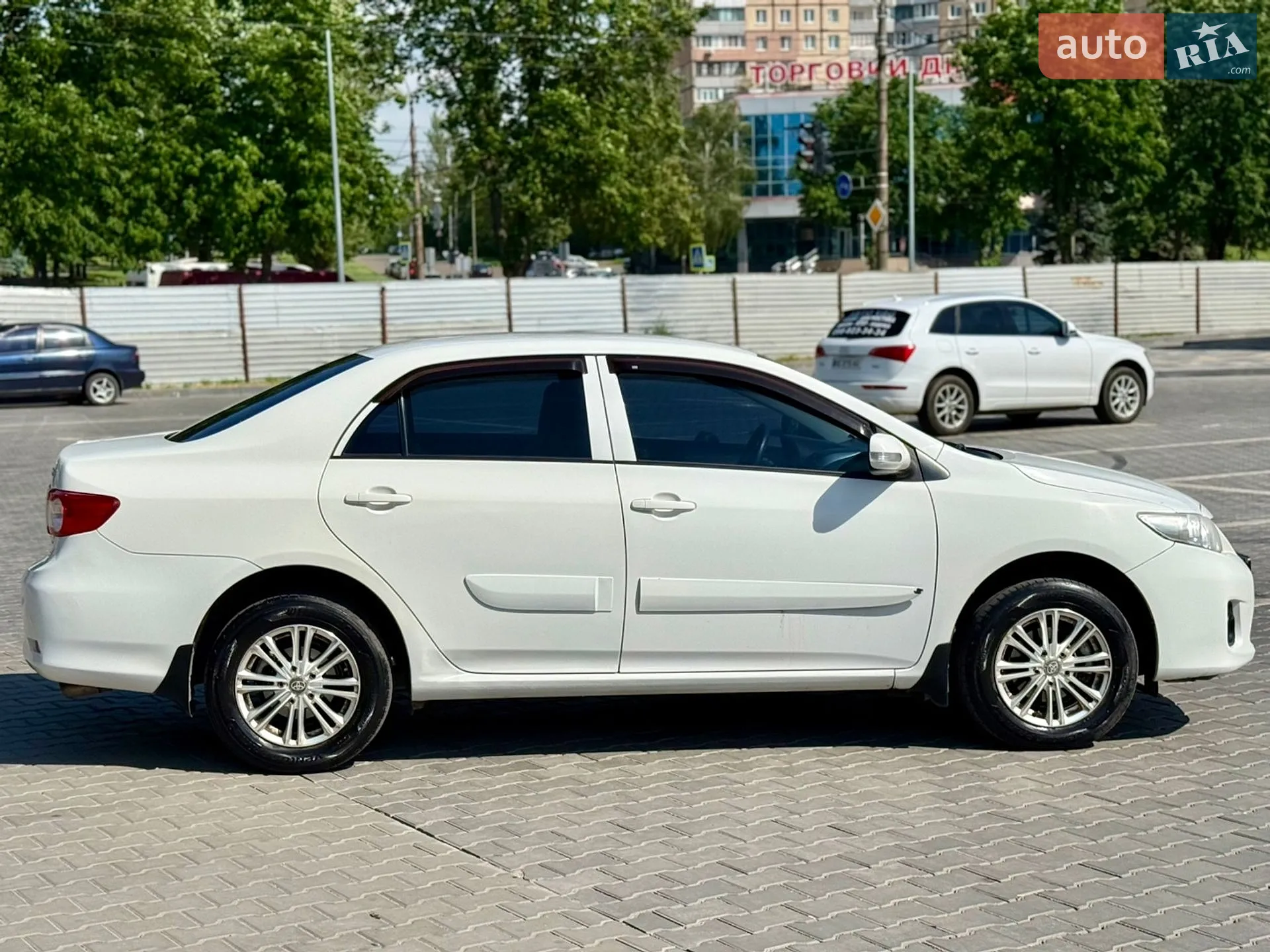 2011 Toyota Corolla - мініатюра 8