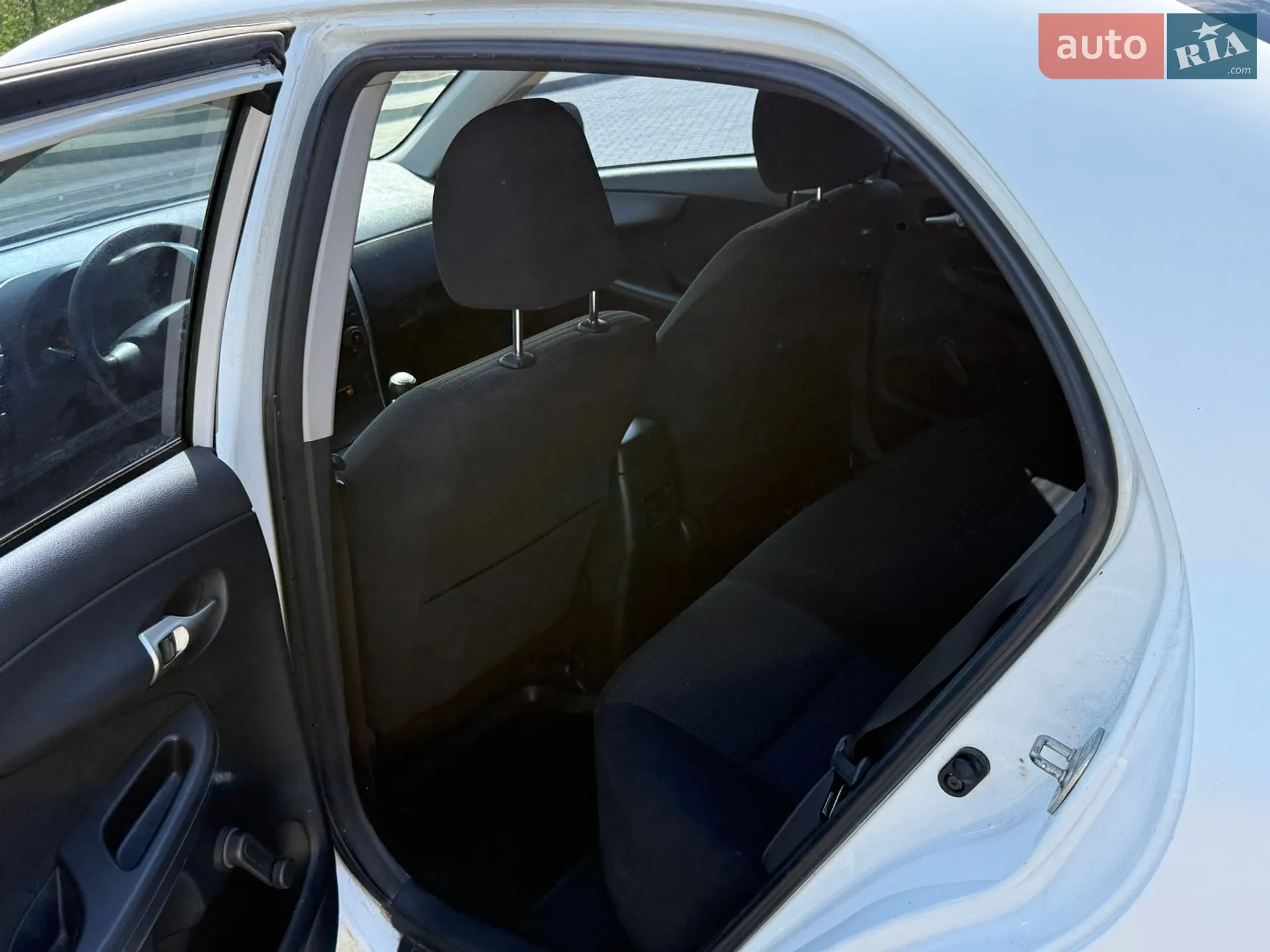 2011 Toyota Corolla - мініатюра 14