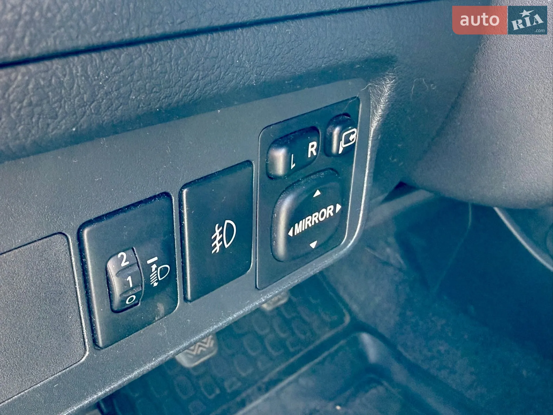 2011 Toyota Corolla - мініатюра 22