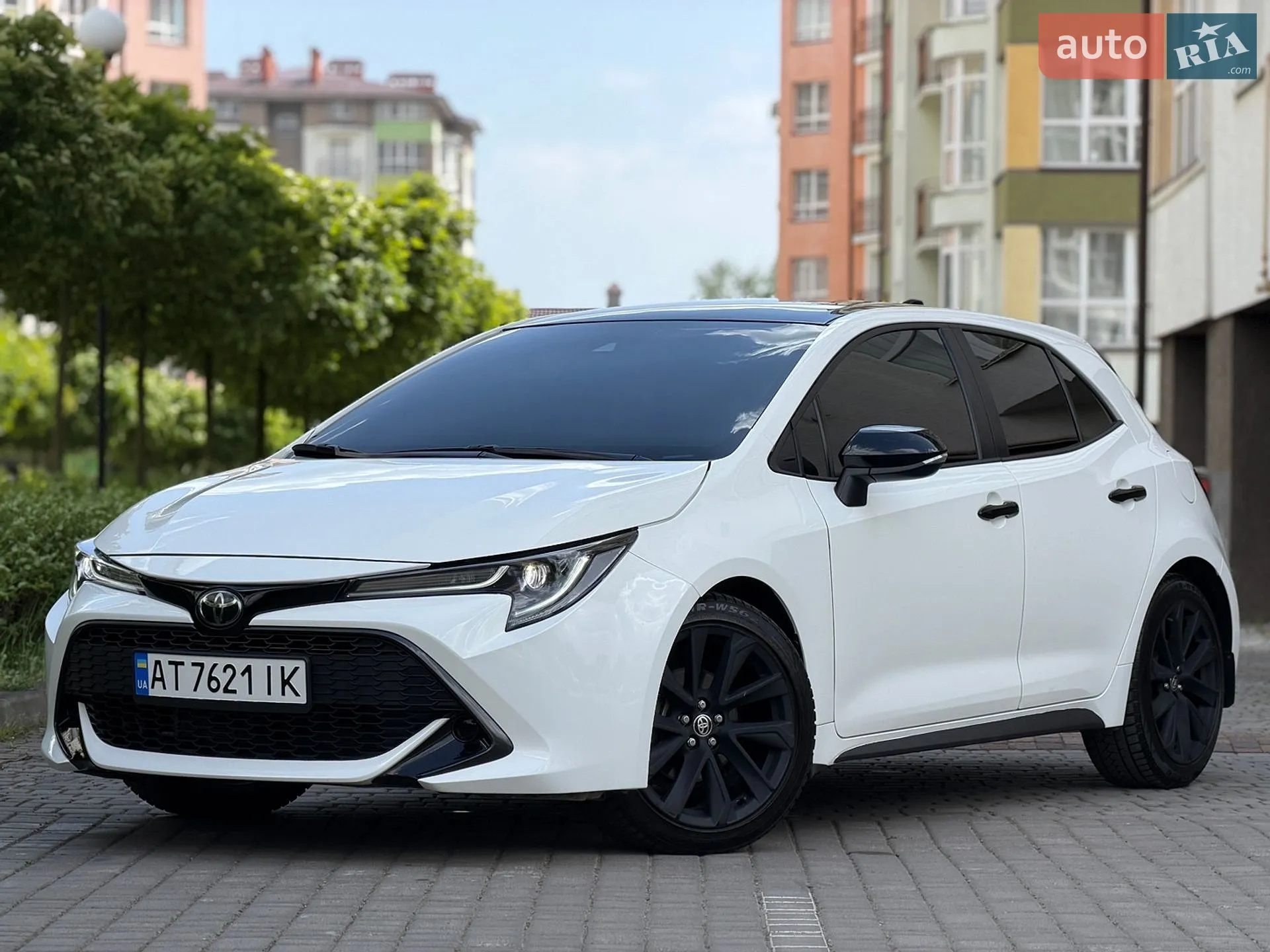 2020 Toyota Corolla - фото 1