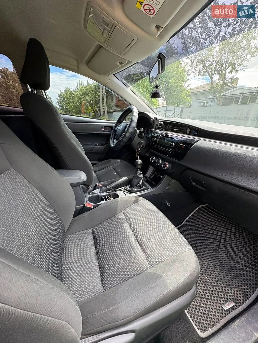 2015 Toyota Corolla - мініатюра 11