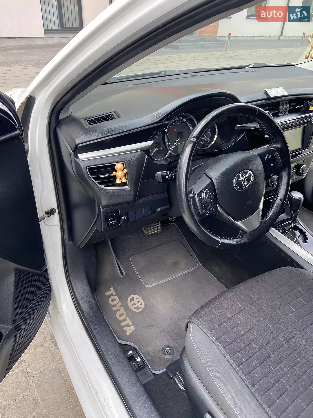 2015 Toyota Corolla - мініатюра 9