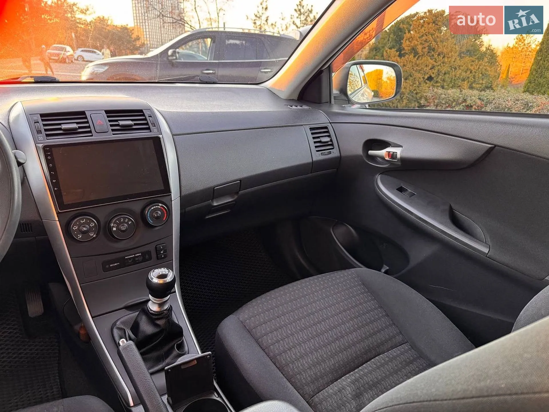 2011 Toyota Corolla - мініатюра 13