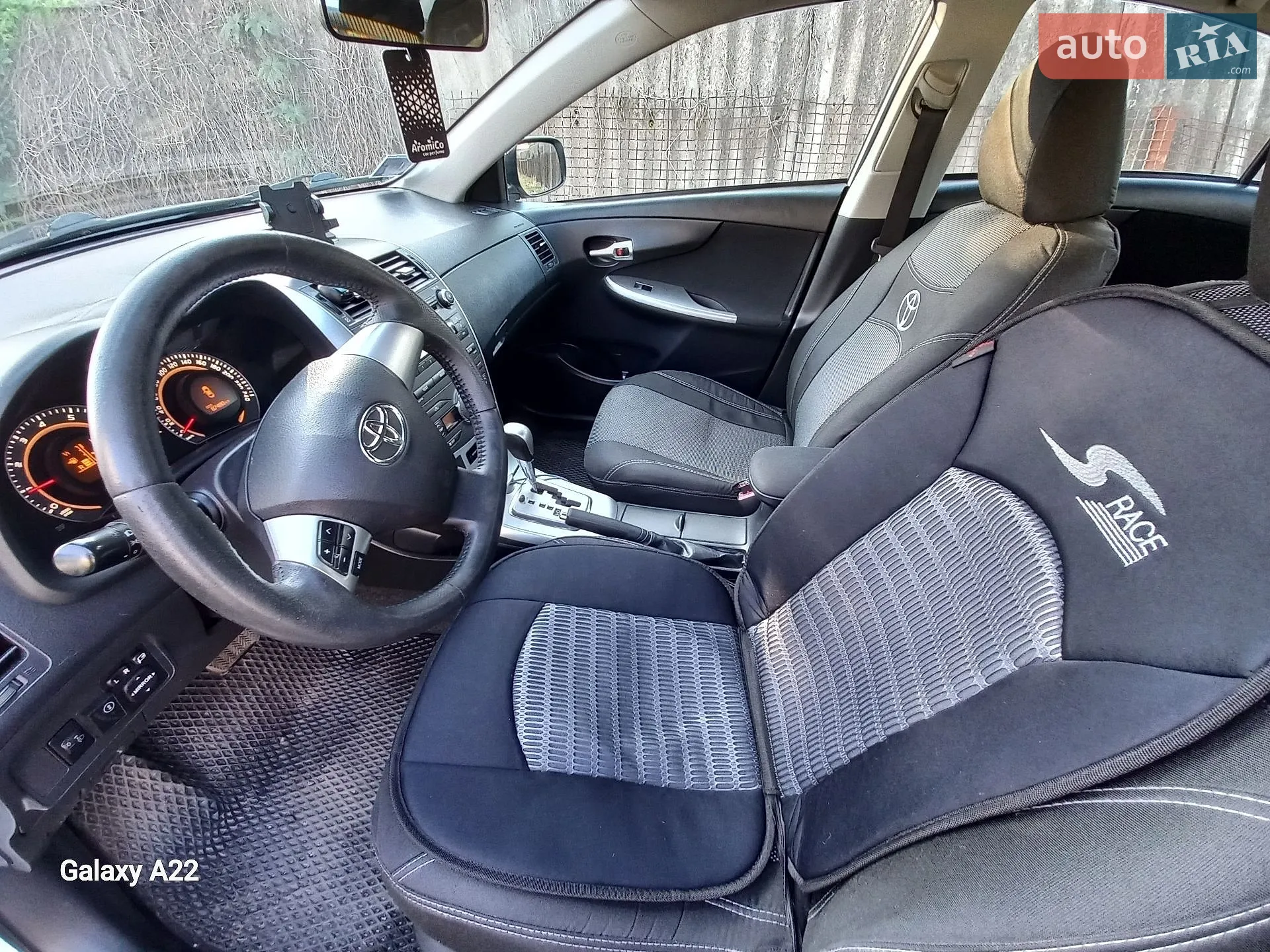 2011 Toyota Corolla - мініатюра 6