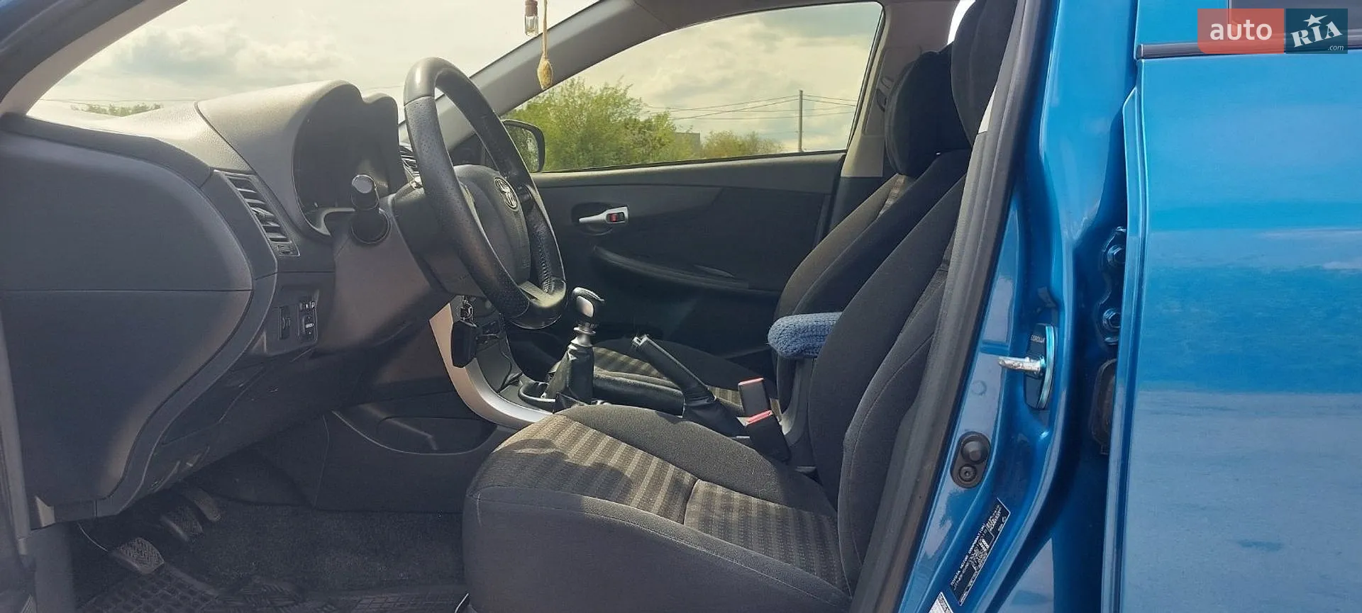 2011 Toyota Corolla - мініатюра 15