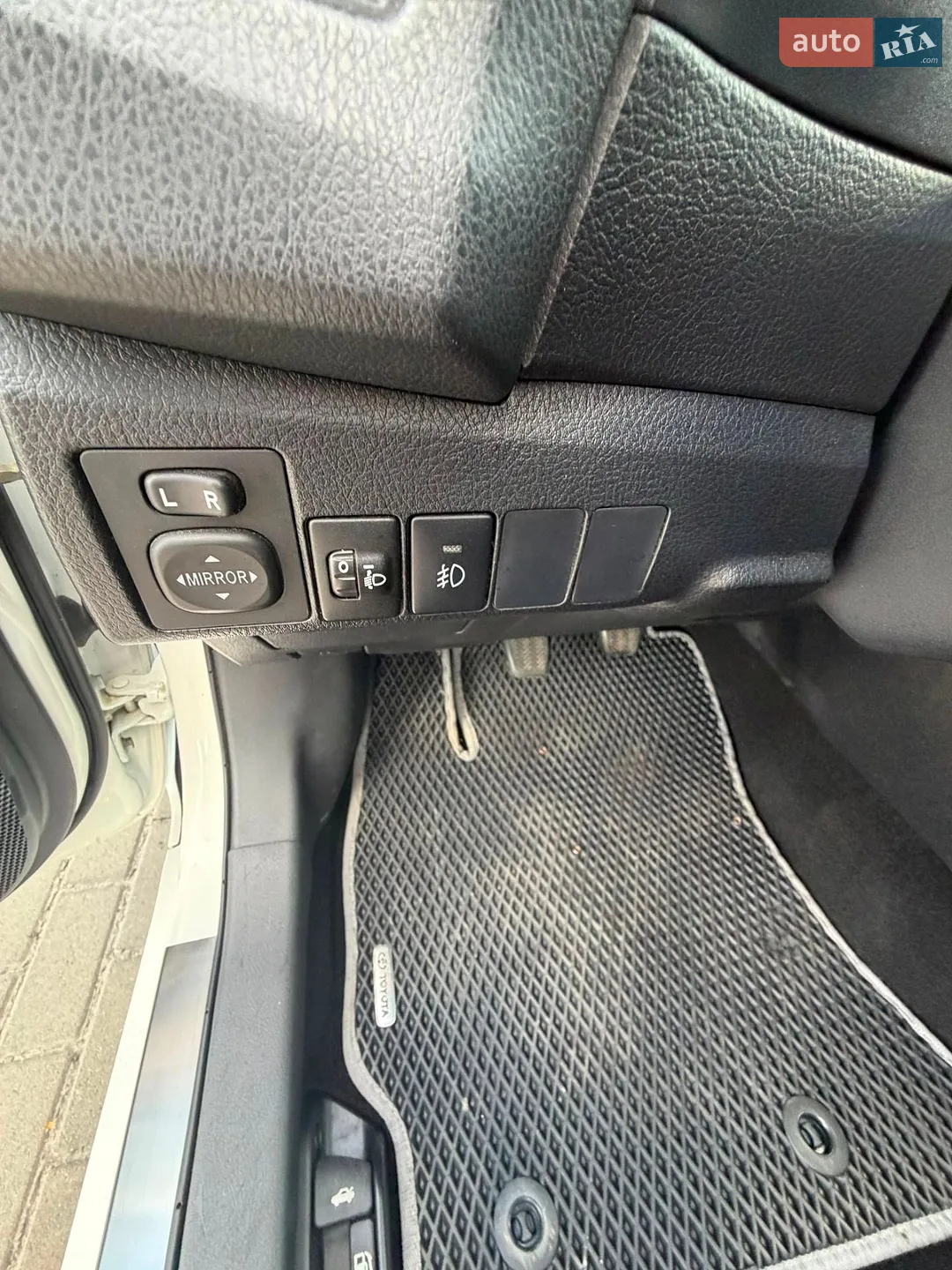 2015 Toyota Corolla - мініатюра 8