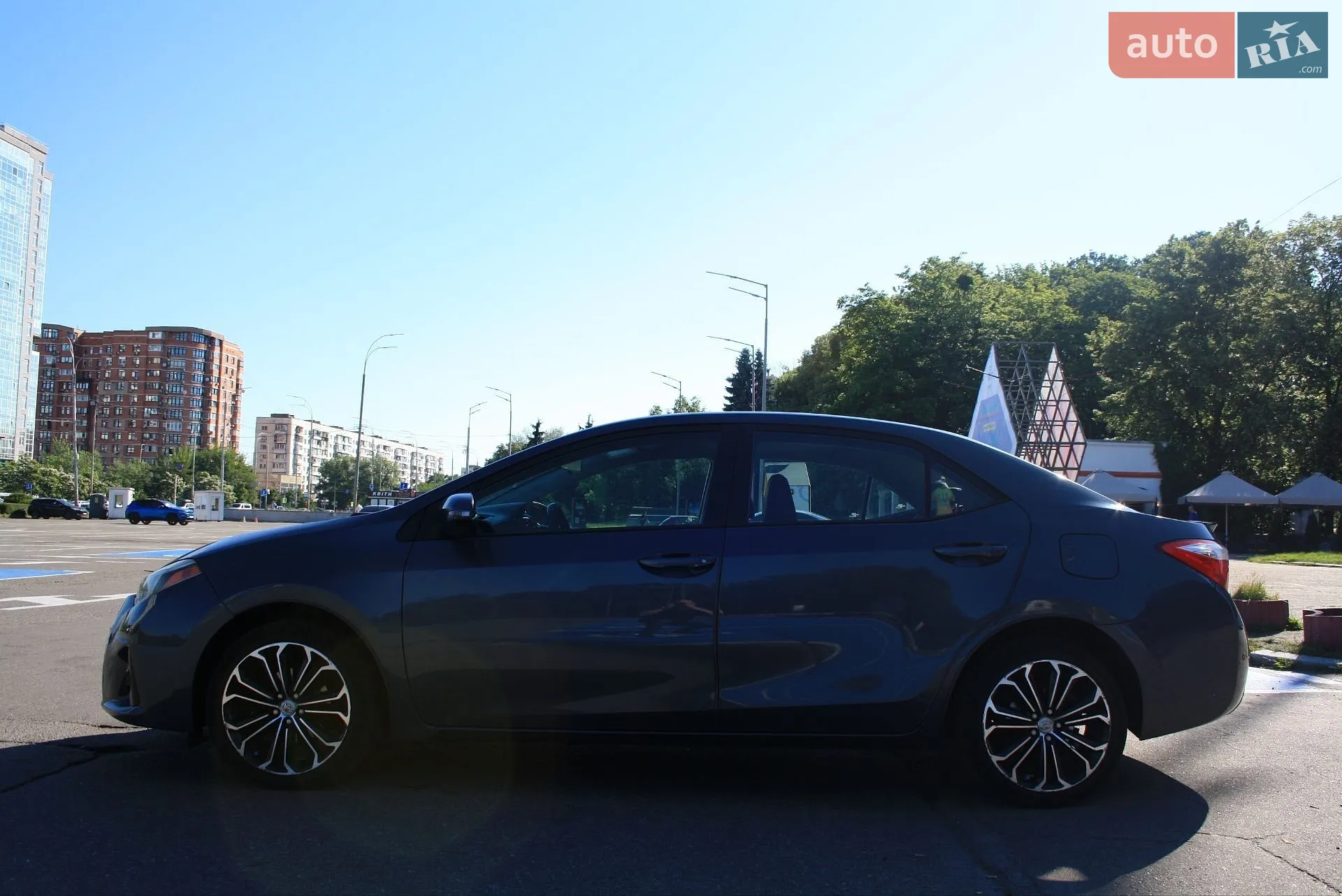 2015 Toyota Corolla - мініатюра 4