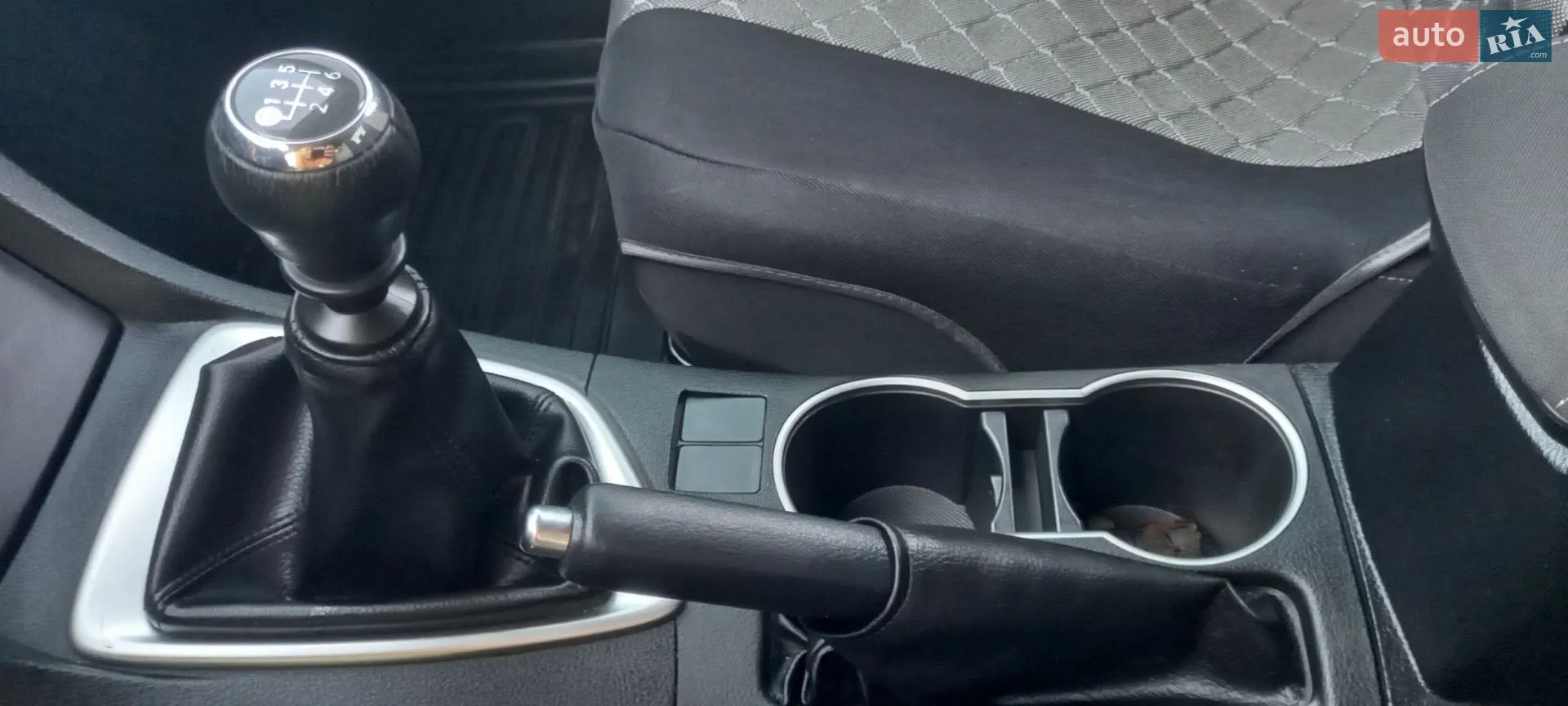 2013 Toyota Corolla - мініатюра 23