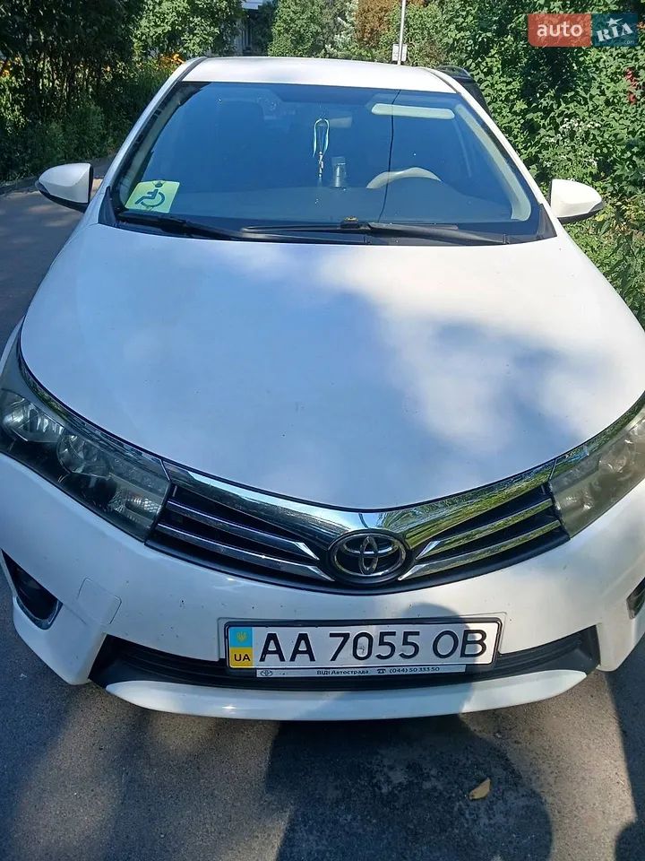 2012 Toyota Corolla - мініатюра 14