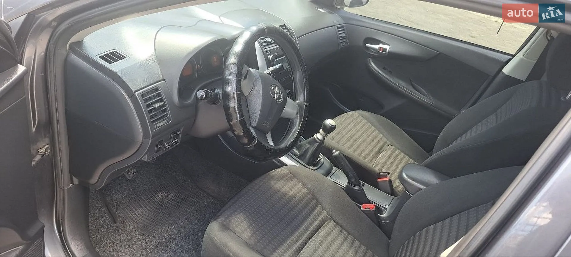 2012 Toyota Corolla - мініатюра 9