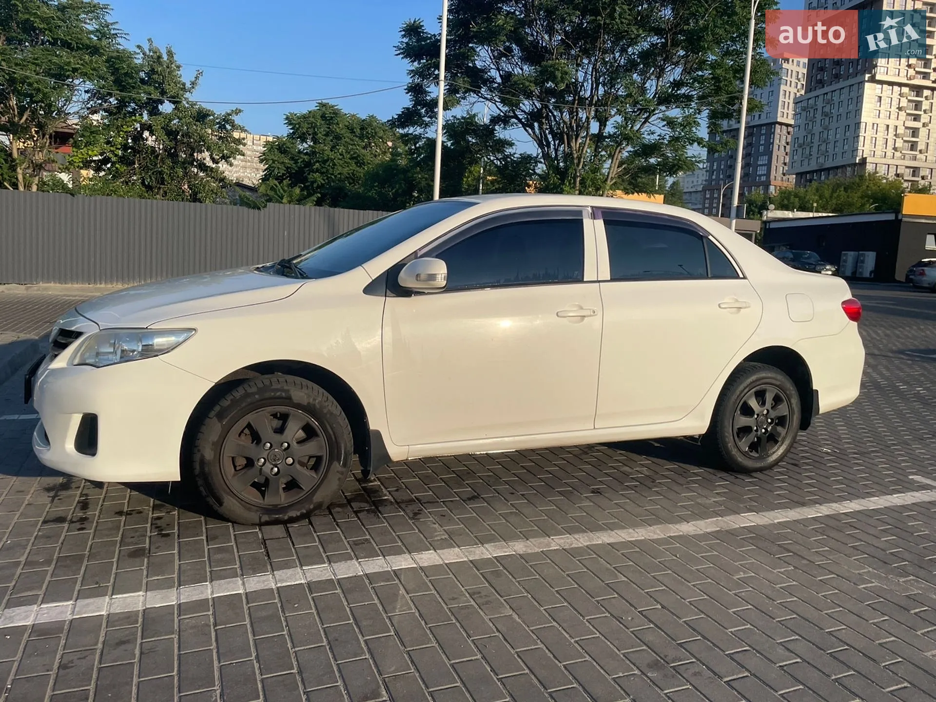 2011 Toyota Corolla - мініатюра 4