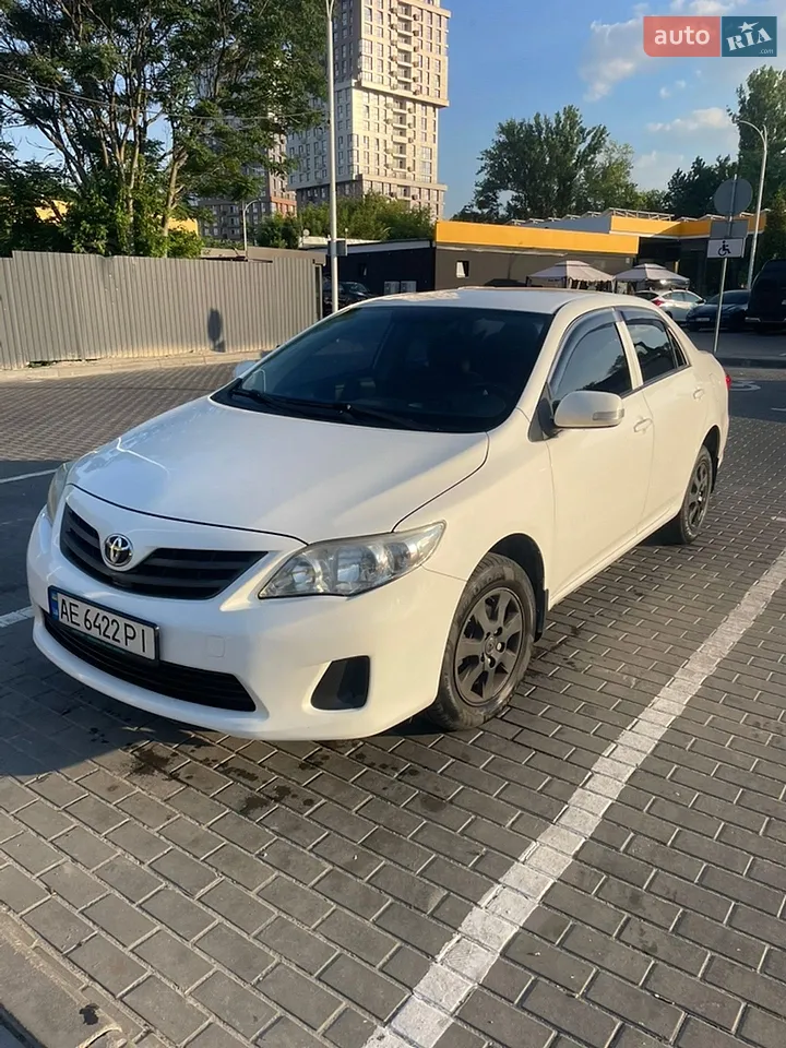 2010 Toyota Corolla - мініатюра 21