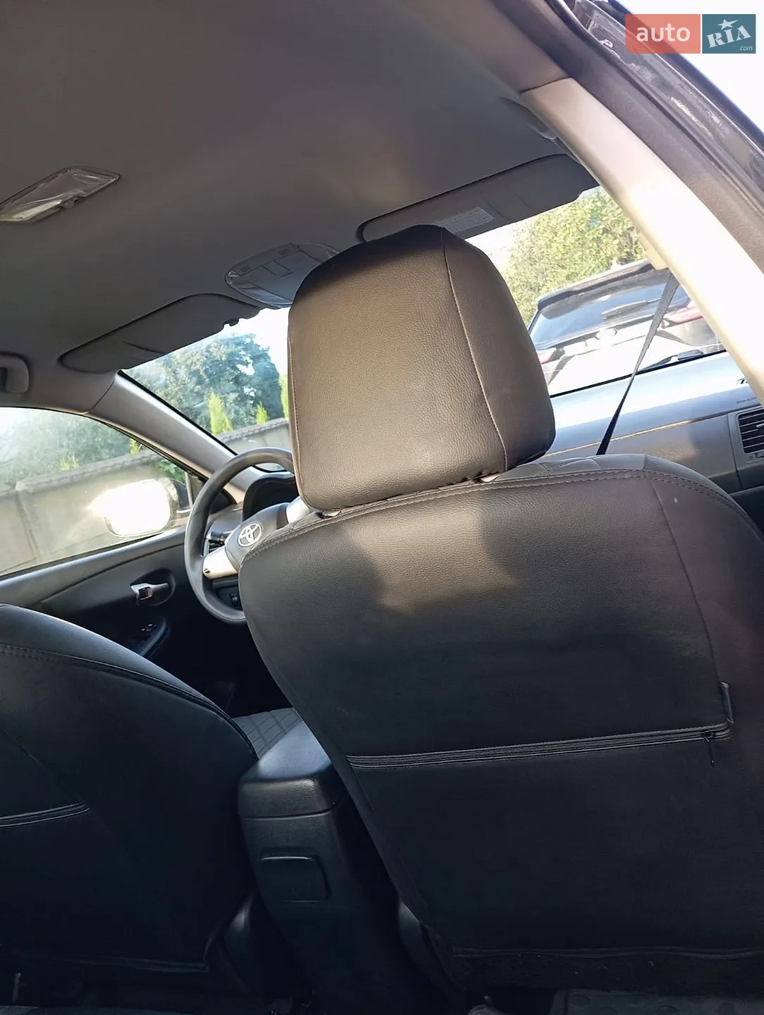 2011 Toyota Corolla - мініатюра 10