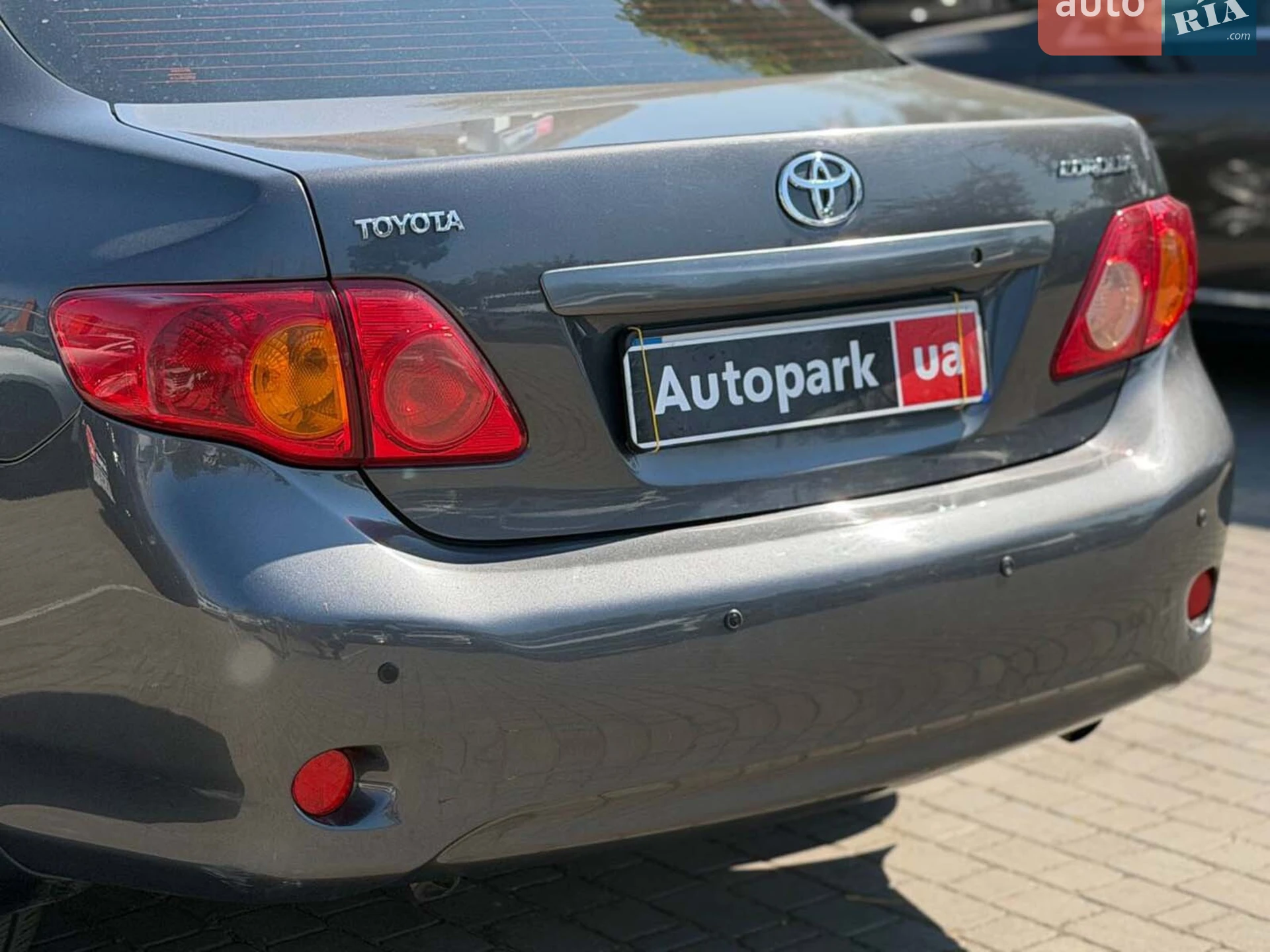 2010 Toyota Corolla - мініатюра 9