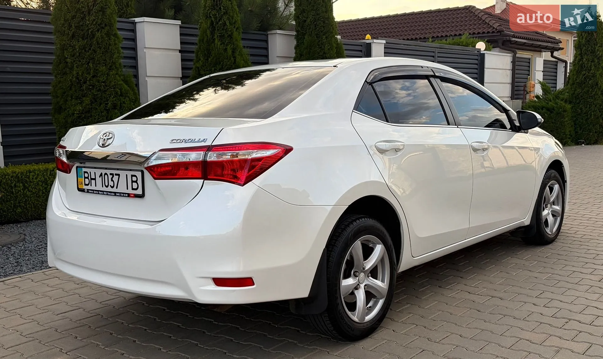 2013 Toyota Corolla - мініатюра 29