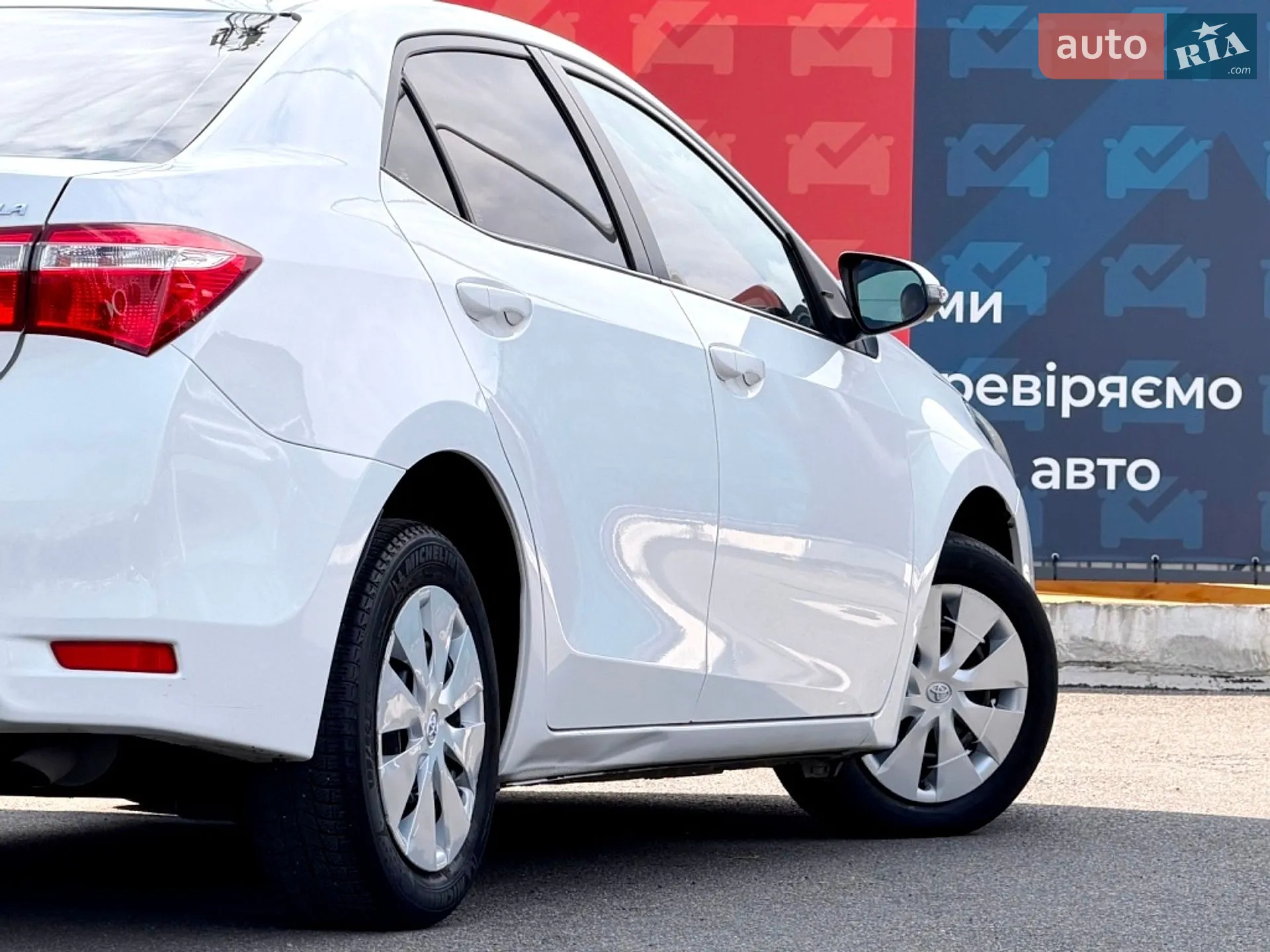2018 Toyota Corolla - мініатюра 16