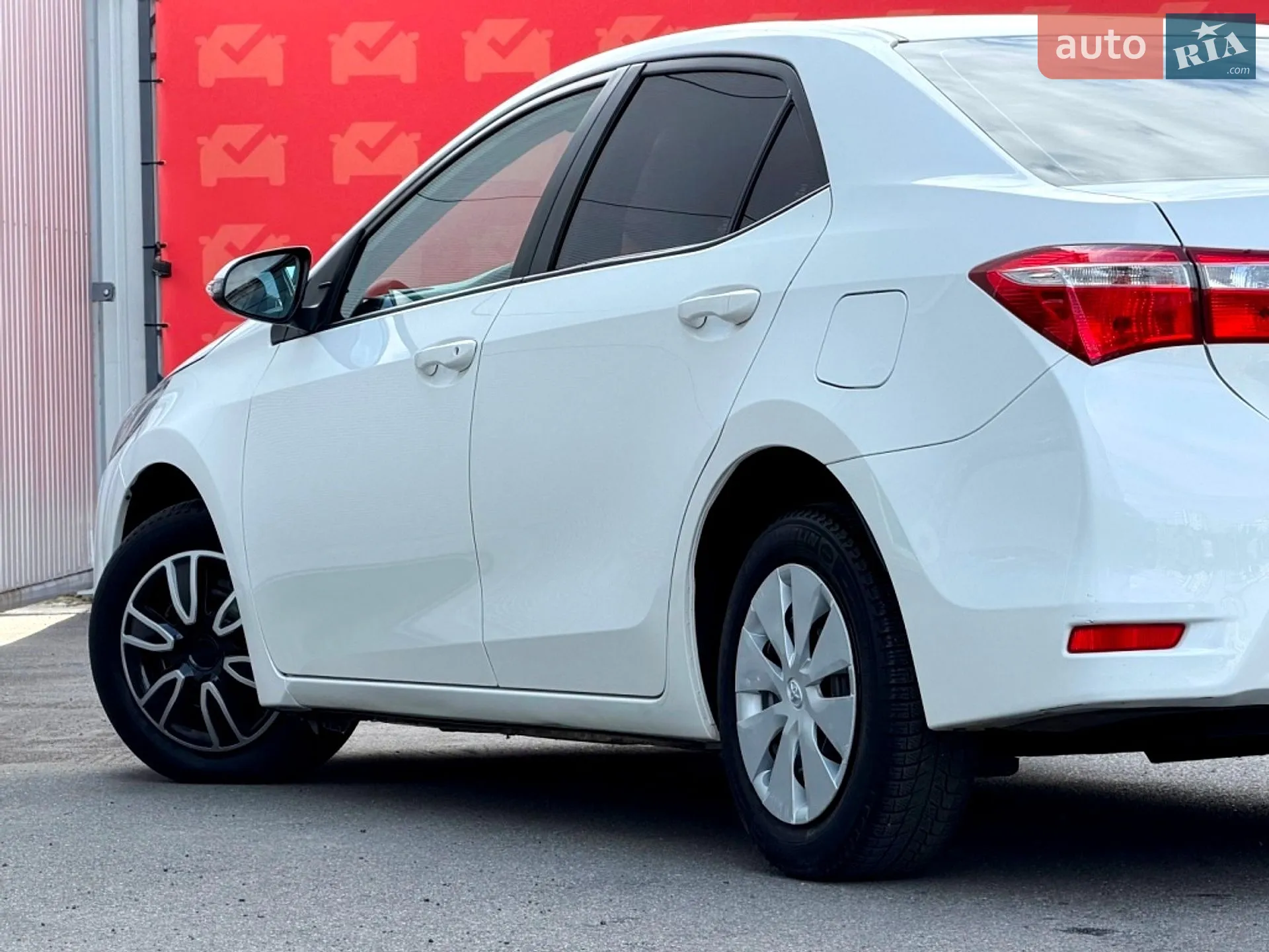 2018 Toyota Corolla - мініатюра 15