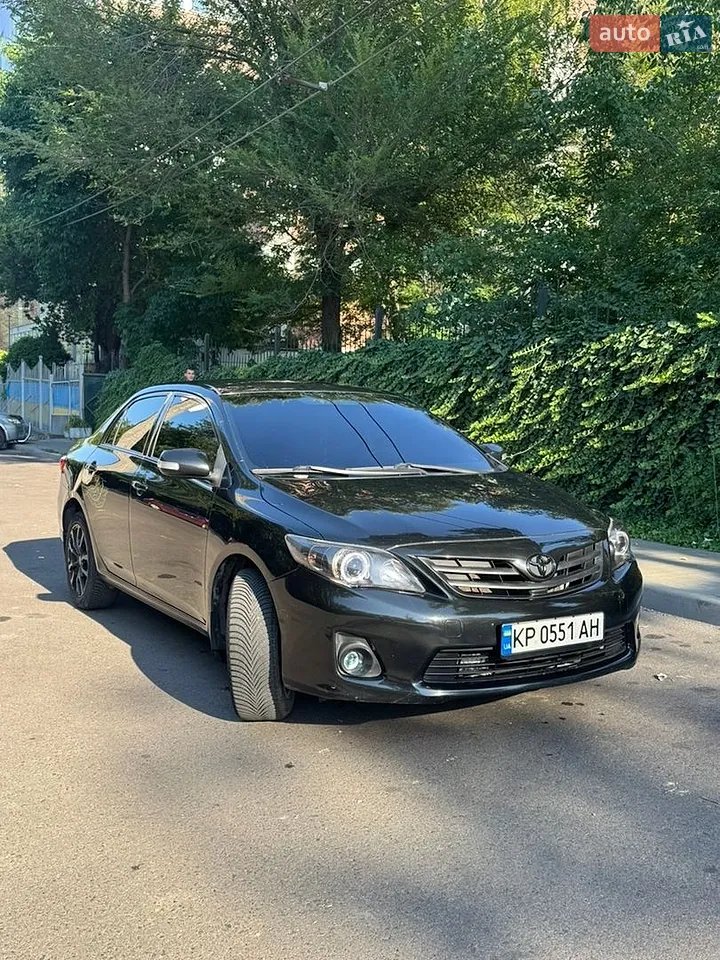 2010 Toyota Corolla - мініатюра 17