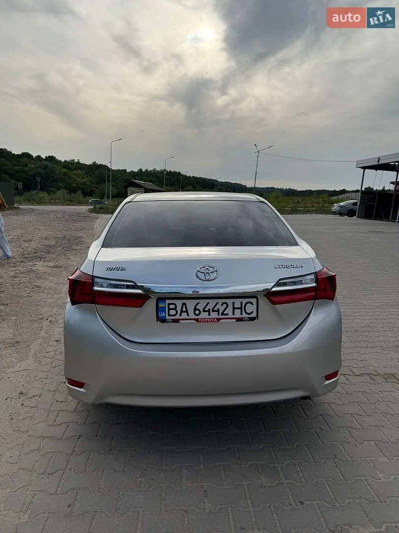 2013 Toyota Corolla - мініатюра 6