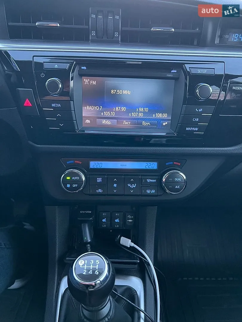 2014 Toyota Corolla - мініатюра 11