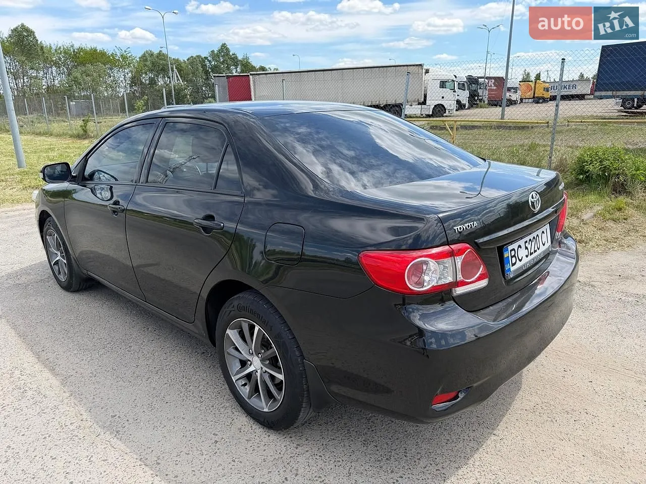 2010 Toyota Corolla - мініатюра 11