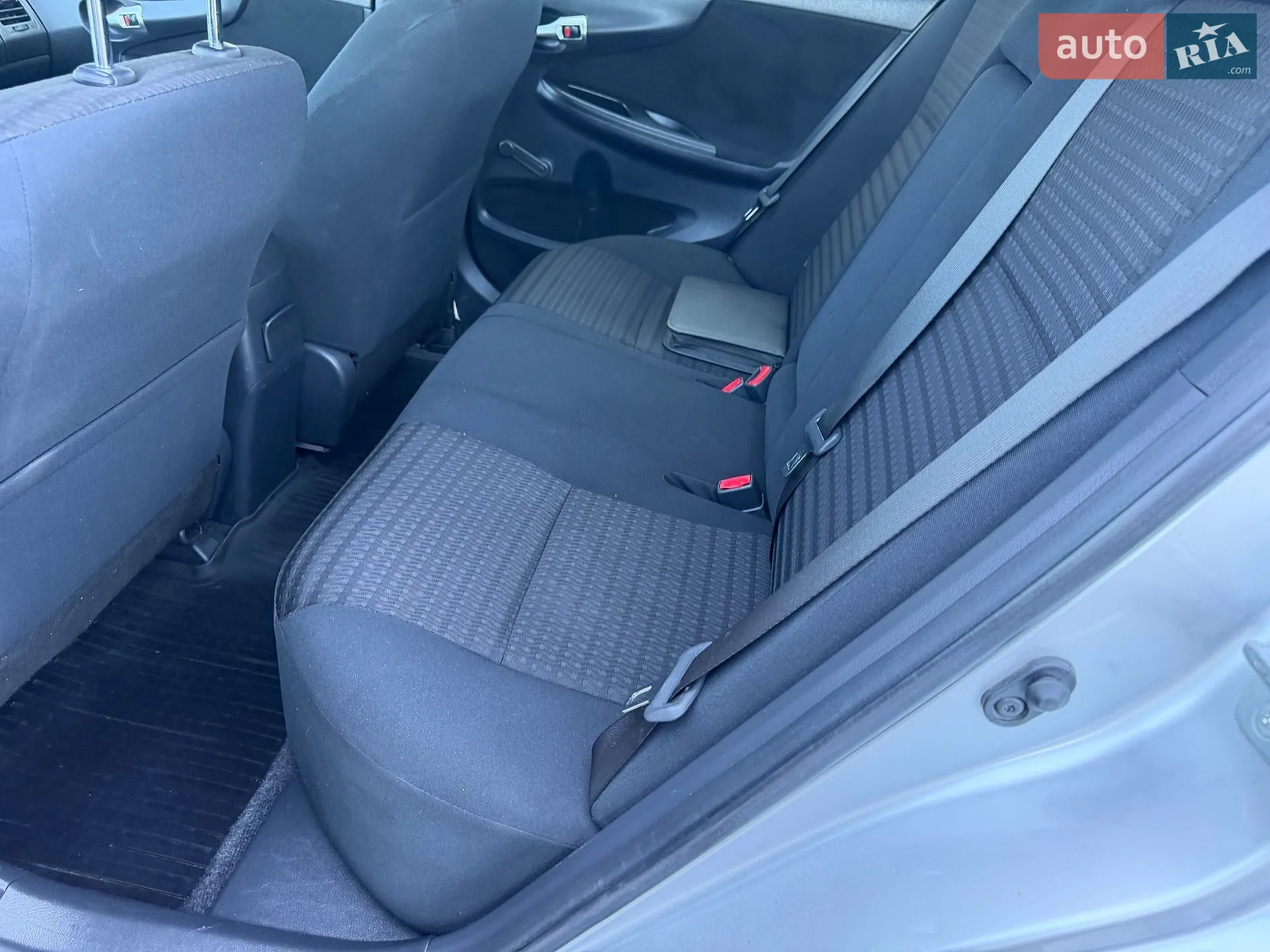 2011 Toyota Corolla - мініатюра 27