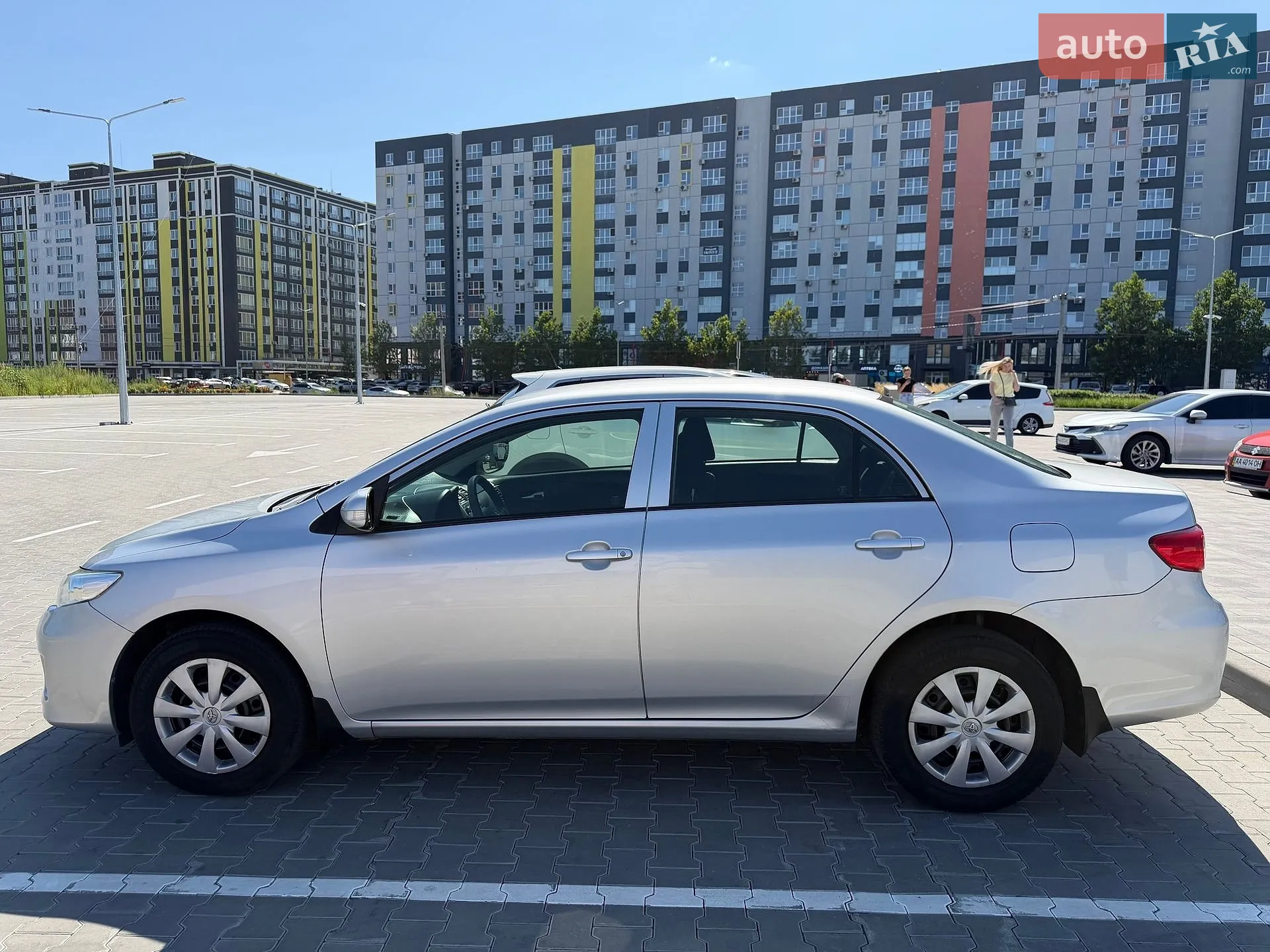 2011 Toyota Corolla - мініатюра 2