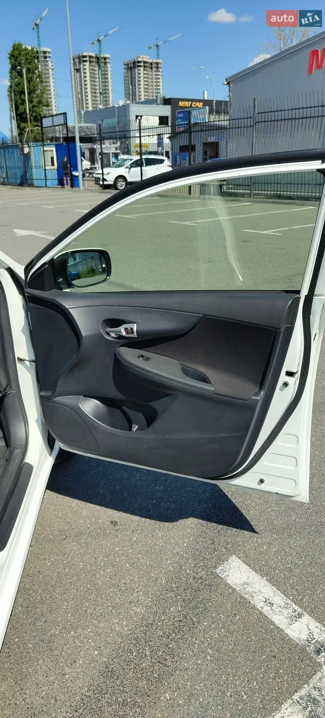 2012 Toyota Corolla - мініатюра 30