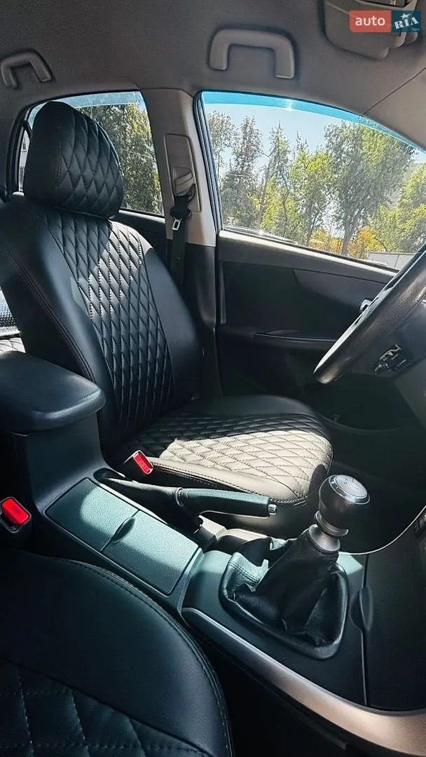 2013 Toyota Corolla - мініатюра 33