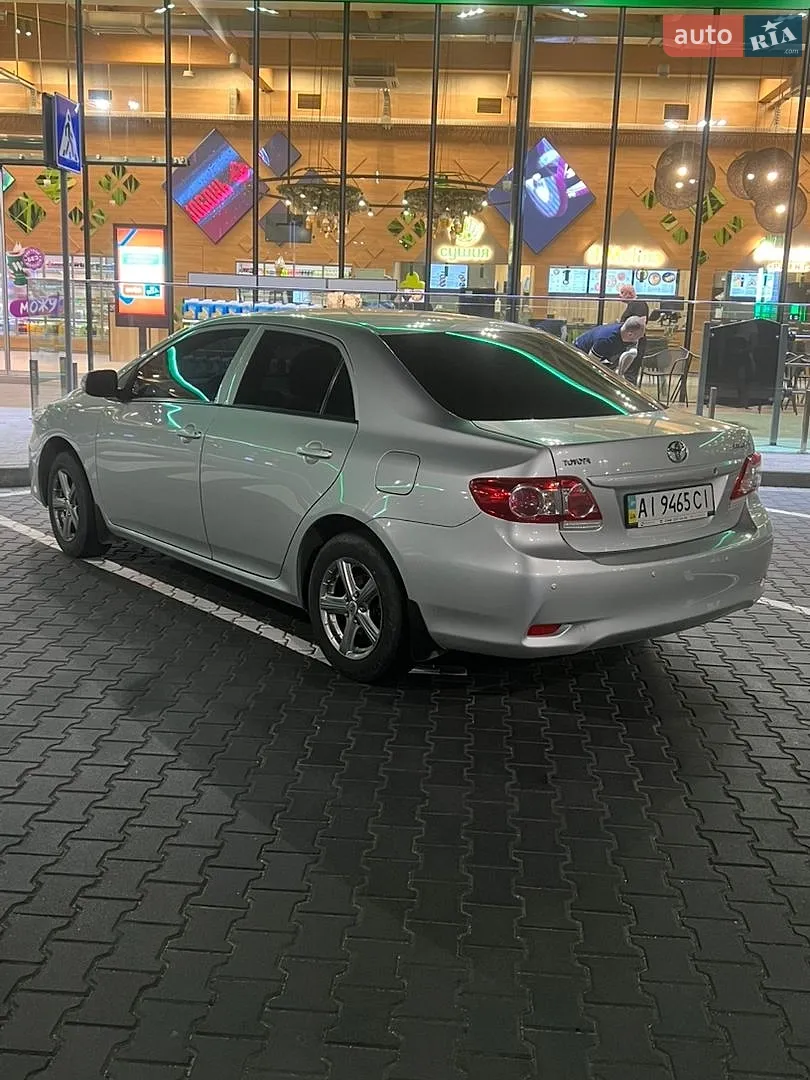 2010 Toyota Corolla - мініатюра 19
