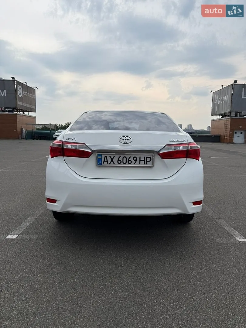 2013 Toyota Corolla - мініатюра 8