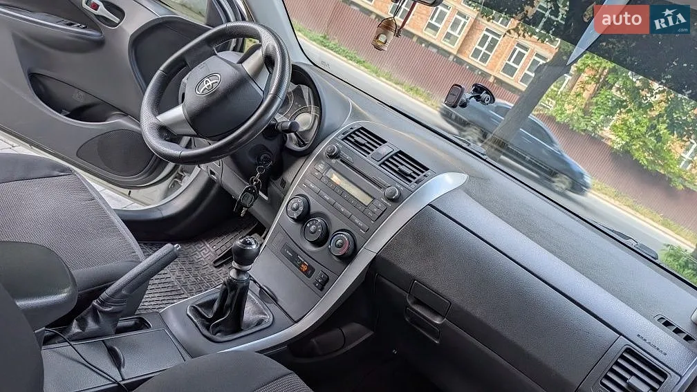 2011 Toyota Corolla - мініатюра 5