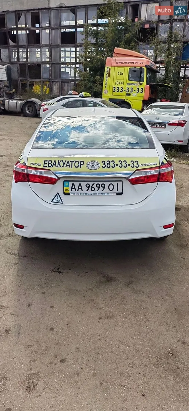 2015 Toyota Corolla - мініатюра 6