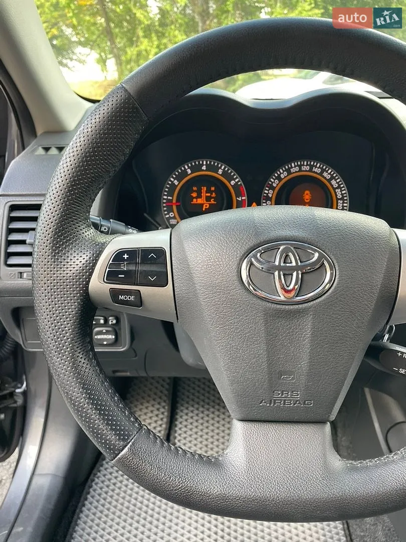 2010 Toyota Corolla - мініатюра 29
